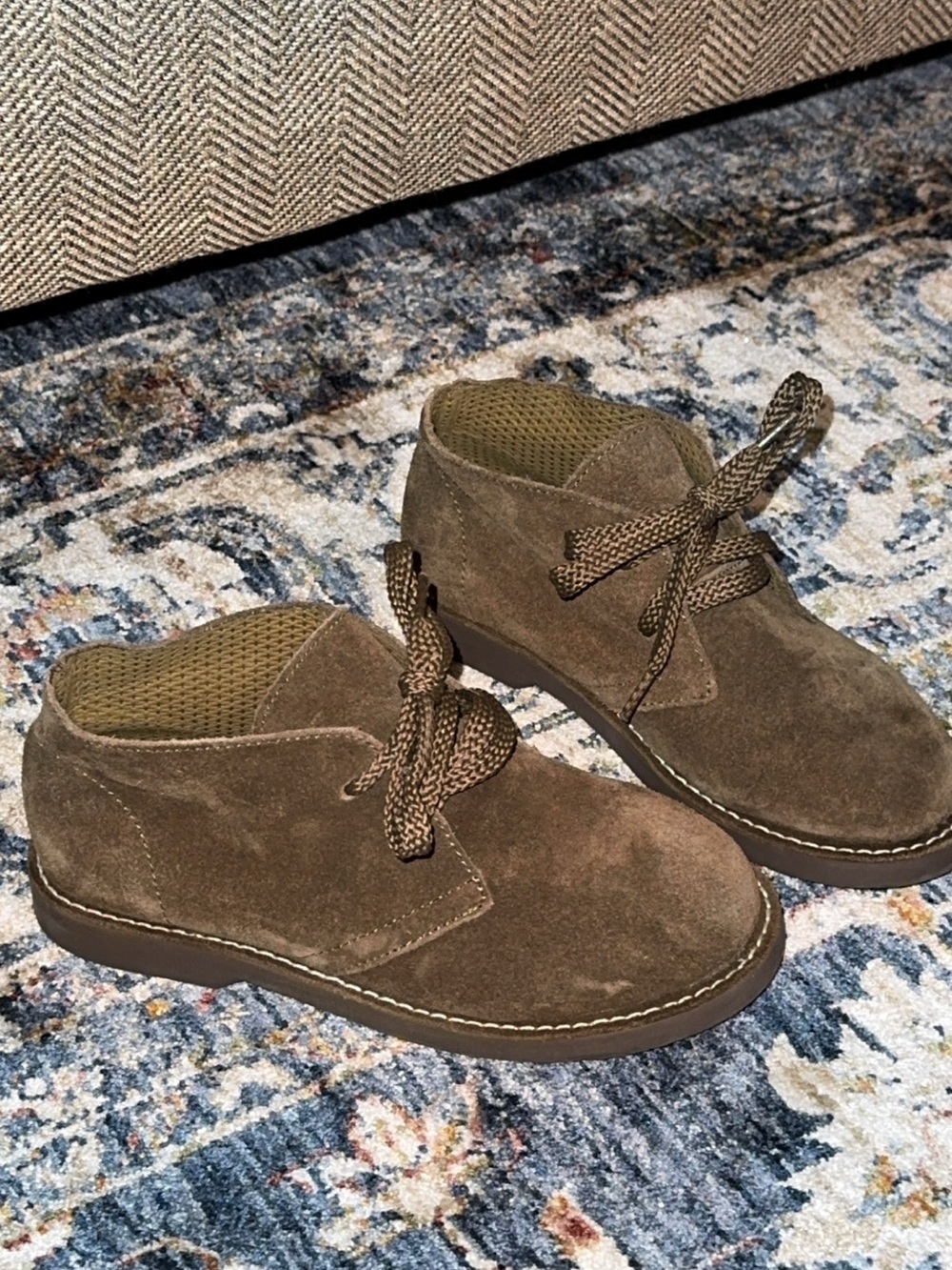 J CREW Boys Kids Size 1 Suede Boots Shoes Calvert
